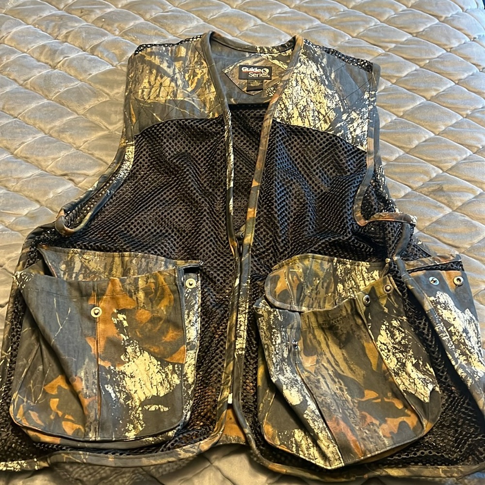 Guide Series Hunting Vest Large